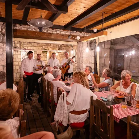 Szálloda Heritage Tragos 4*