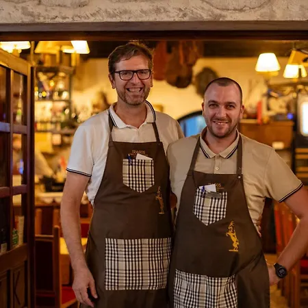 Heritage Tragos Szálloda