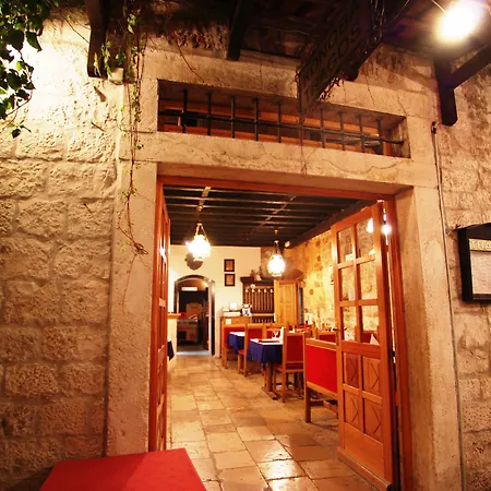 Heritage Tragos Szálloda Trogir