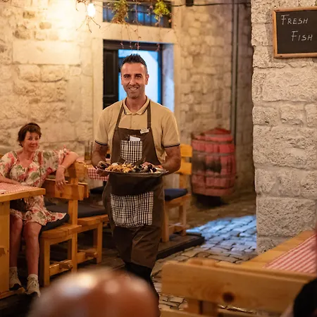 Szálloda Heritage Tragos 4*