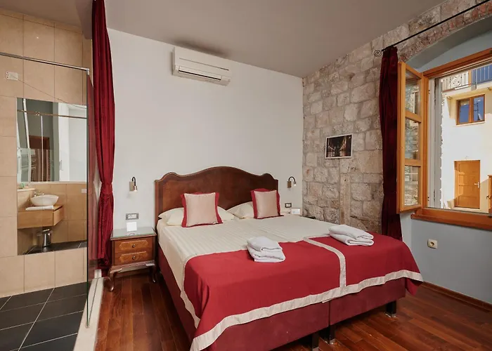 Heritage Tragos Hotel 4*