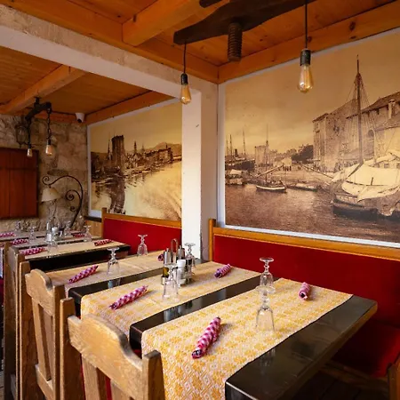 Heritage Tragos 4* Trogir