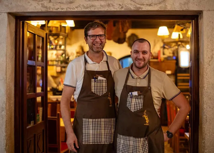 Heritage Tragos Szálloda