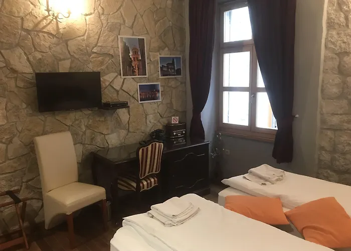 Heritage Tragos Szálloda 4*