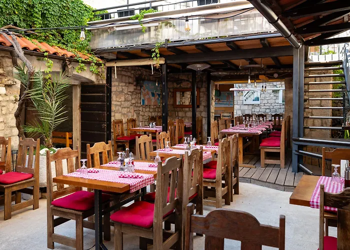 Heritage Tragos Szálloda 4*