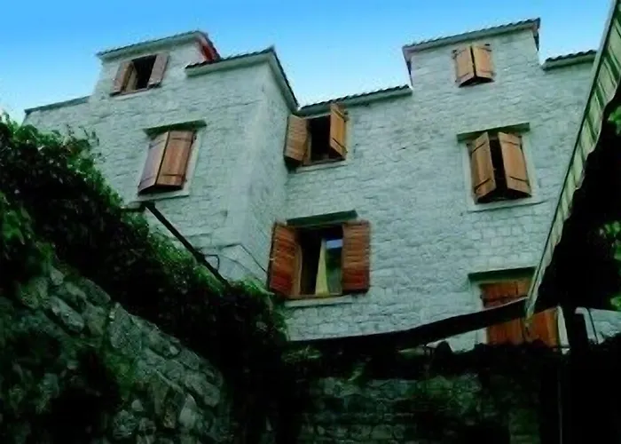 Szálloda Heritage Tragos