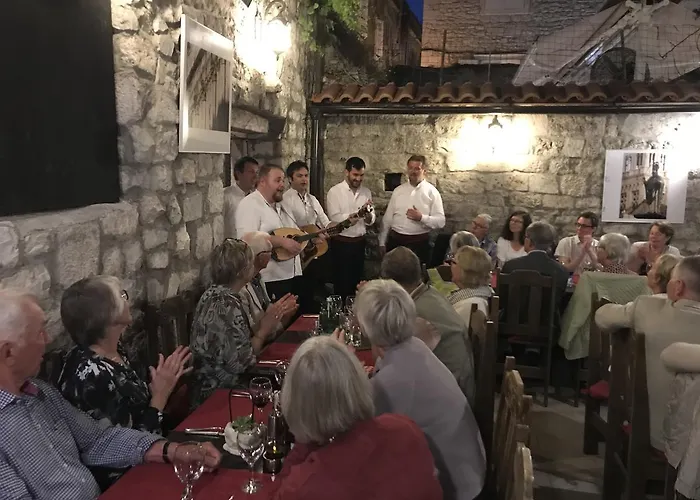 Heritage Tragos Szálloda