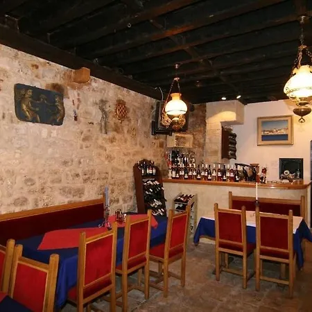 Heritage Tragos Готель