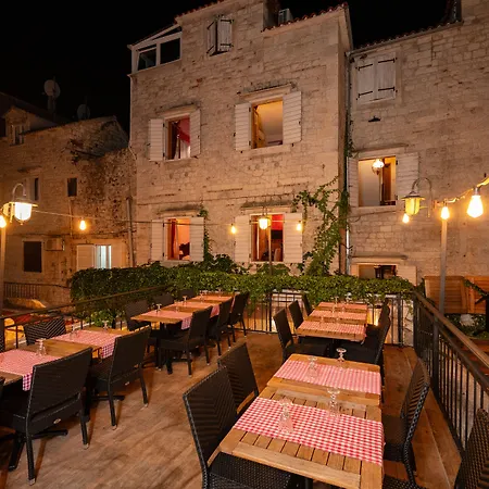 Heritage Tragos Hotel